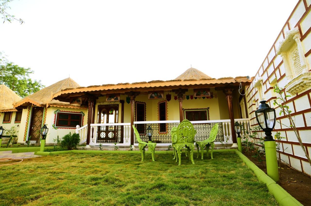 Shyam Home Stay Bhuj Exterior foto